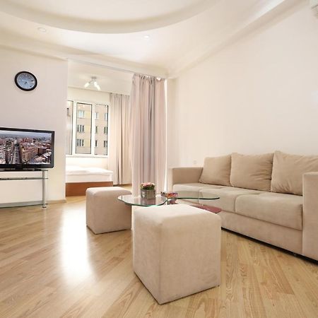 Stay Inn Apartments At Northern Avenue Yerevan Exterior foto