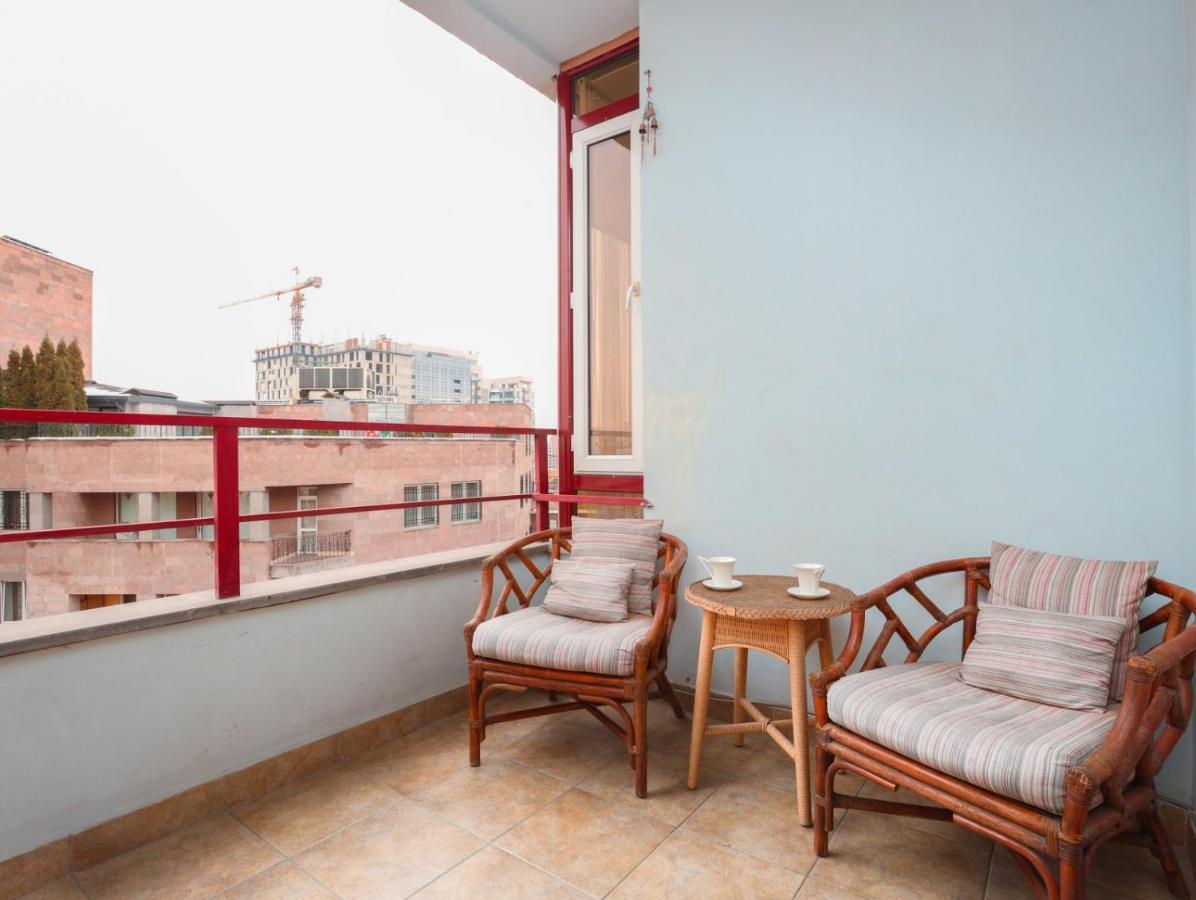 Stay Inn Apartments At Northern Avenue Yerevan Exterior foto