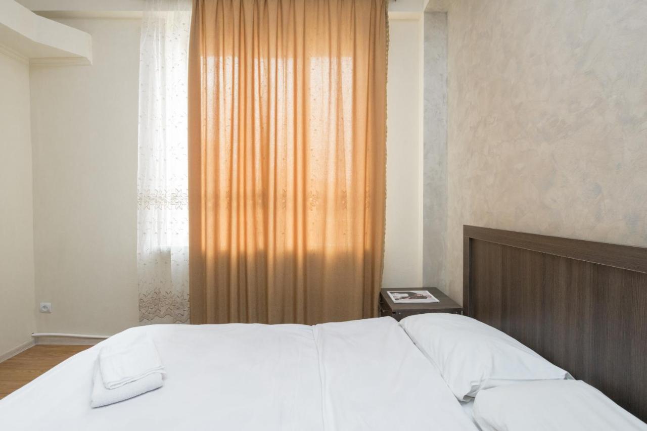 Stay Inn Apartments At Northern Avenue Yerevan Exterior foto